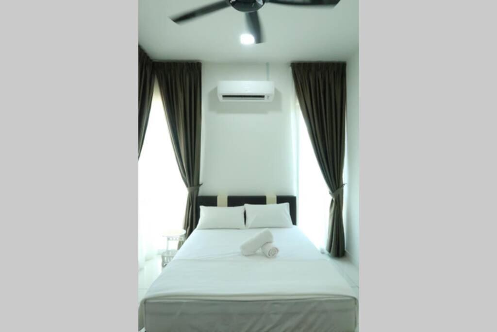 Promo Private Luxurious Nilai Vacation Home Екстериор снимка
