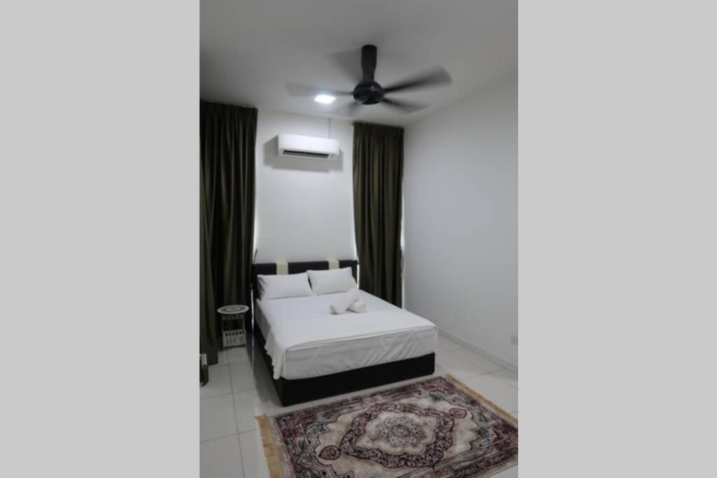 Promo Private Luxurious Nilai Vacation Home Екстериор снимка