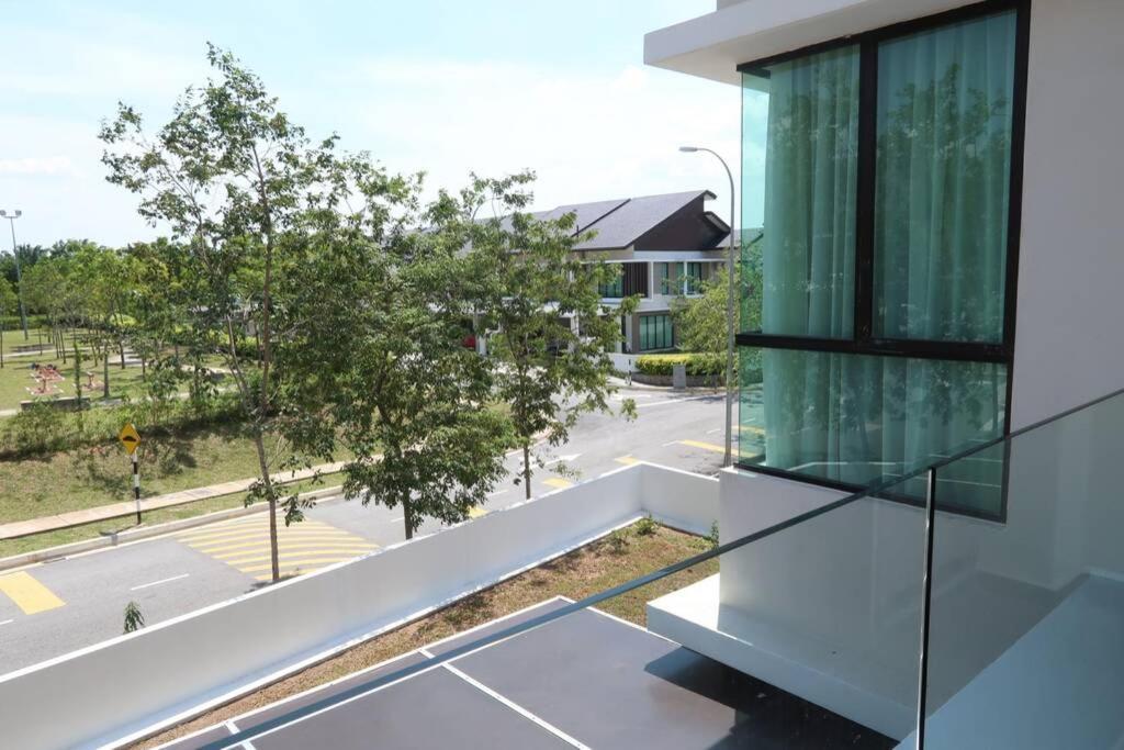 Promo Private Luxurious Nilai Vacation Home Екстериор снимка